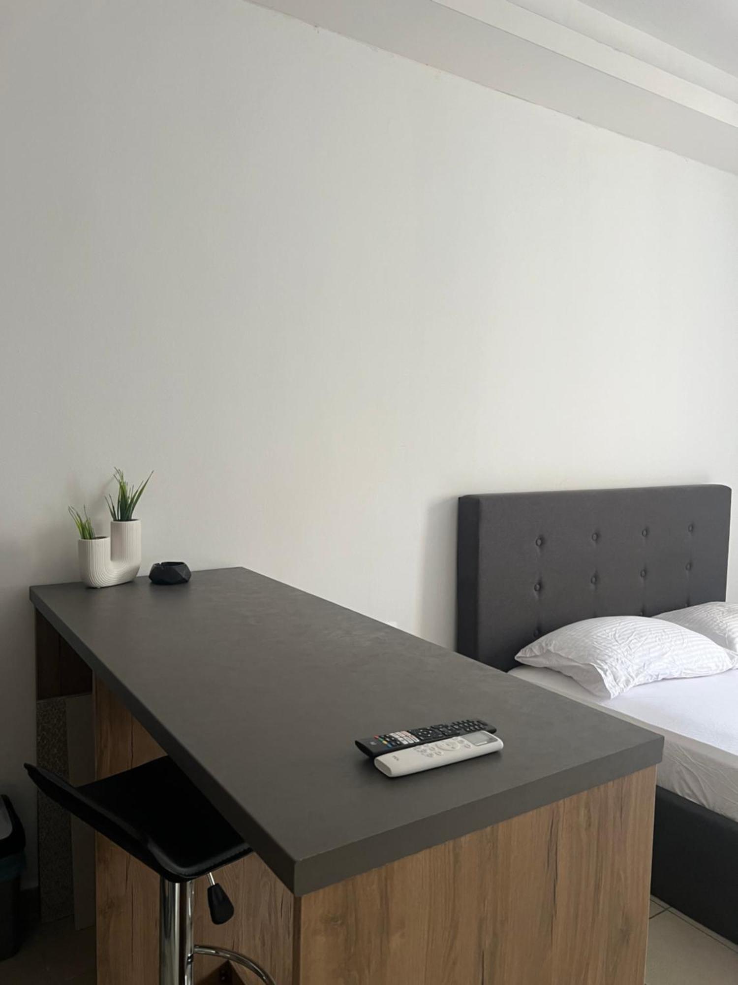 Central Apartment 6 Yenişehir Dış mekan fotoğraf